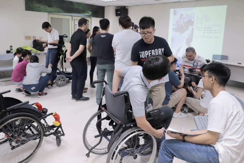 Karma 康揚行動輔具