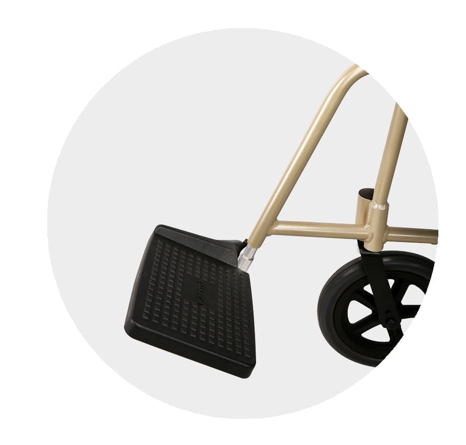 外旋式踏板 操作簡單 方便進出 設計輕巧 手動輪椅 KM-1505