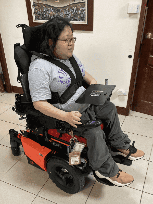 電動輪椅 舉升型 EVO Lectus 使用者故事