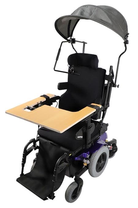俊欽的客製電動輪椅（正面） 使用者故事